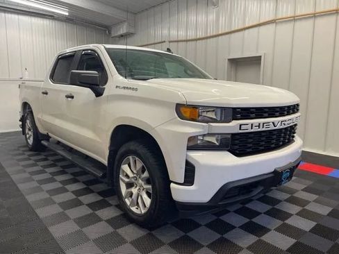 Used 2021 Chevrolet Silverado 1500 Custom AWD/4WD image 2