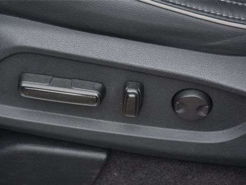 Used 2023 Honda Pilot Elite image 16