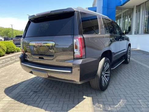 Used 2017 GMC Yukon Denali w/ Open Road Package AWD/4WD image 5