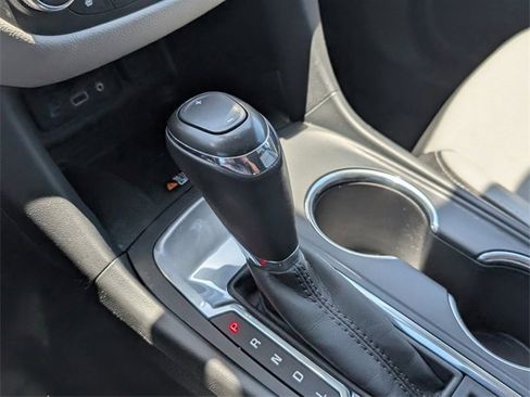 Used 2019 Chevrolet Equinox Premier image 22