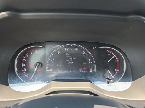 Used 2024 Toyota RAV4 XLE FWD image 24