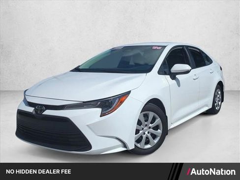 Certified 2026 Toyota Corolla LE FWD image 1