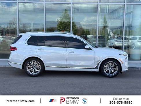 Used 2025 BMW X7 xDrive40i AWD/4WD image 6