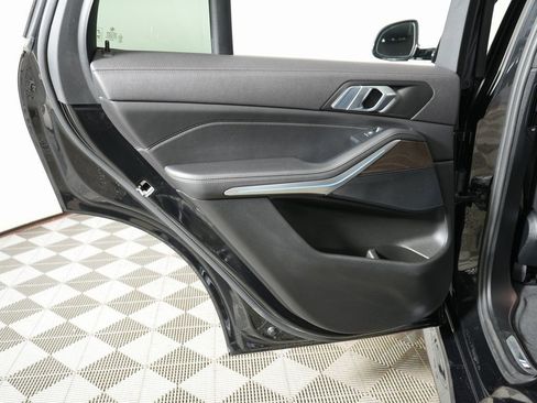 Used 2022 BMW X5 xDrive45e w/ M Sport Package image 31