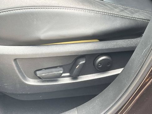 Used 2020 INFINITI QX50 Luxe w/ Navigation Package FWD image 22