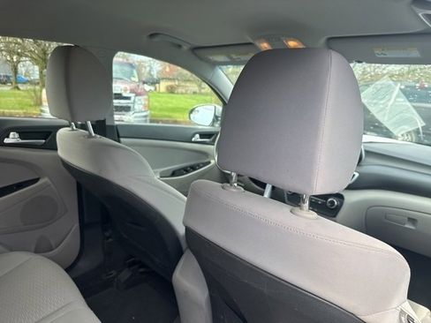 Used 2019 Hyundai Tucson SE image 13