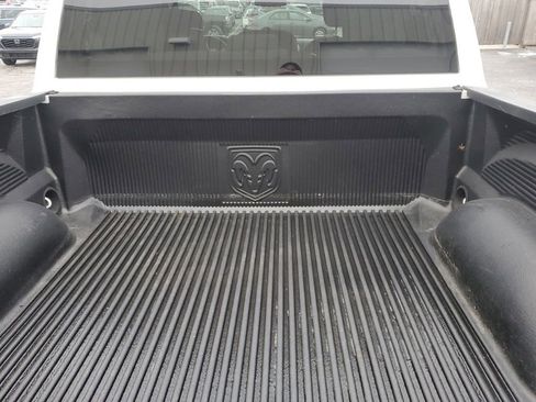 Used 2017 RAM 1500 Express w/ Express Value Package image 11