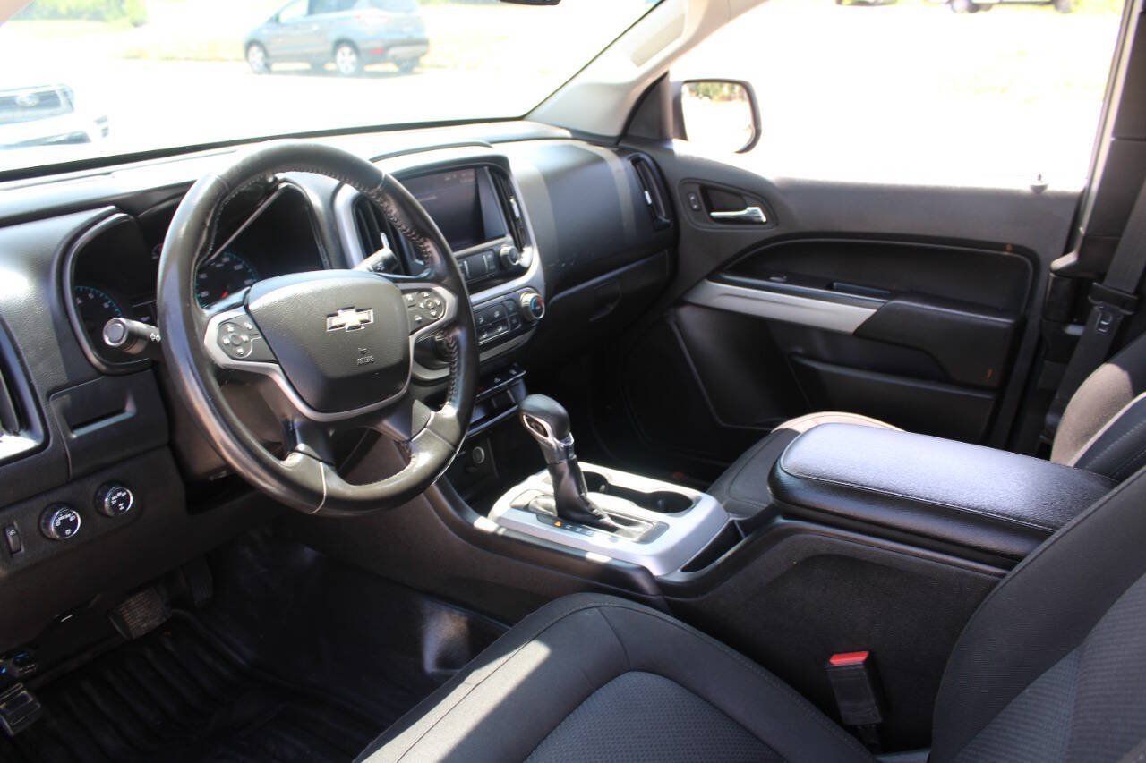 Used 2022 Chevrolet Colorado LT w/ Fleet Safety Package AWD/4WD image 21