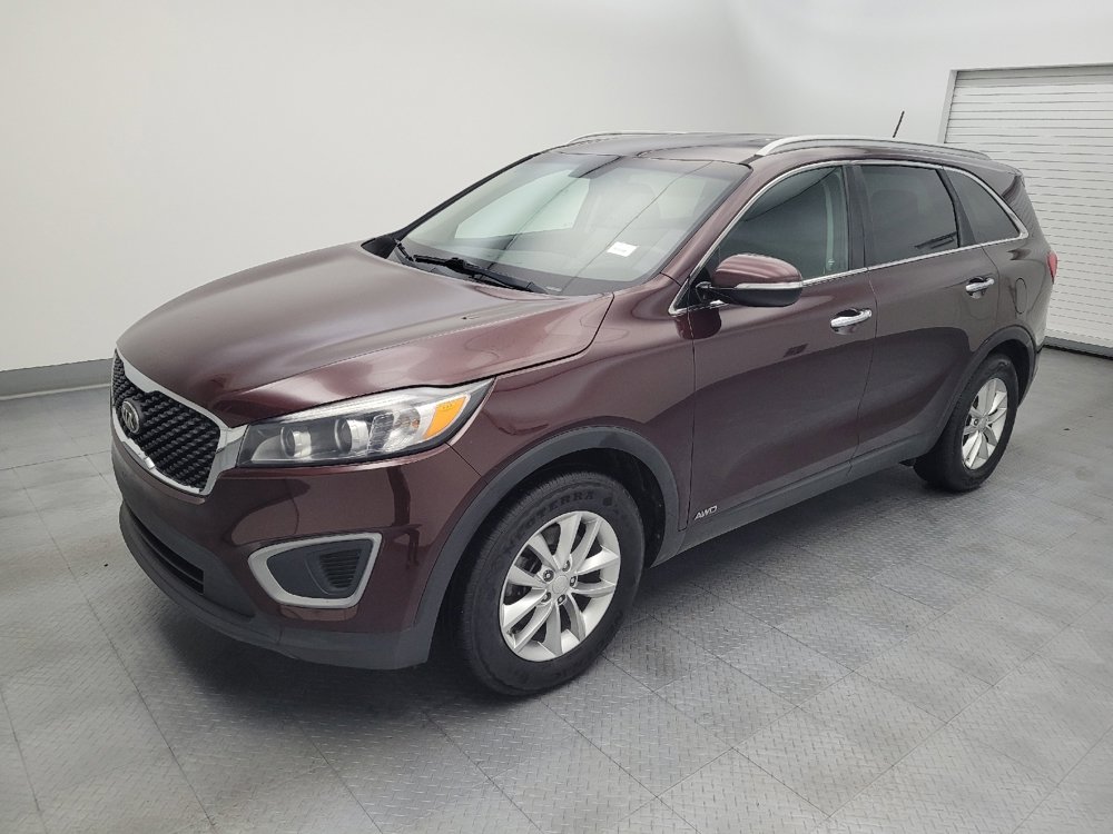 Used 2017 Kia Sorento AWD image 2
