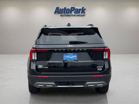 New 2025 Ford Explorer Active w/ Active Comfort Package image 6