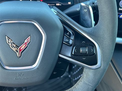 Used 2020 Chevrolet Corvette Stingray Coupe w/ Z51 Performance Package image 24