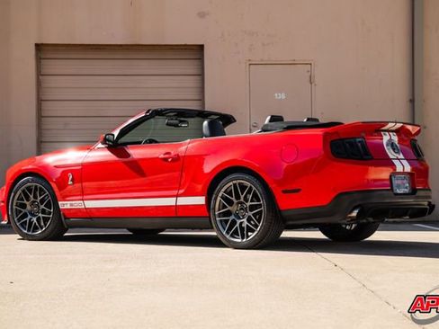 Used 2011 Ford Mustang Shelby GT500 w/ SVT Performance Pkg image 55