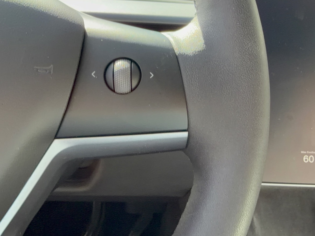 Used 2024 Tesla Model Y Long Range RWD image 19