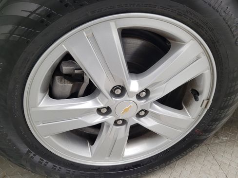 Used 2022 Chevrolet Trax LT w/ LT Convenience Package image 31