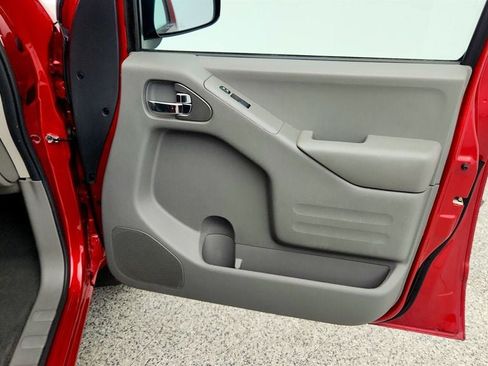 Used 2019 Nissan Frontier Desert Runner RWD image 24