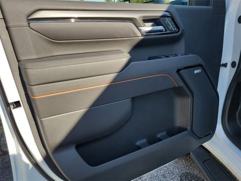 New 2026 GMC Sierra 3500 AT4 w/ AT4 Premium Plus Package image 18