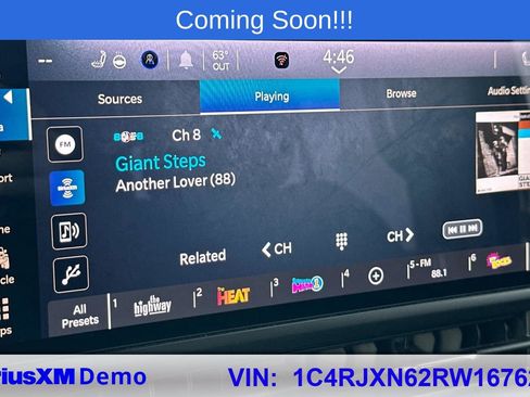 Used 2024 Jeep Wrangler Unlimited AWD/4WD image 29