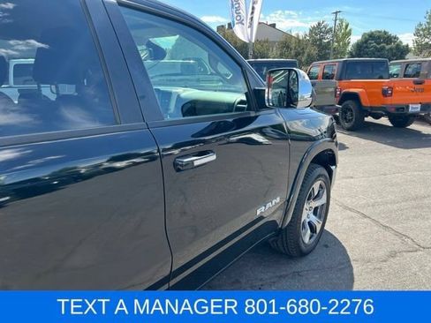 Used 2019 RAM 1500 Laramie AWD/4WD image 9