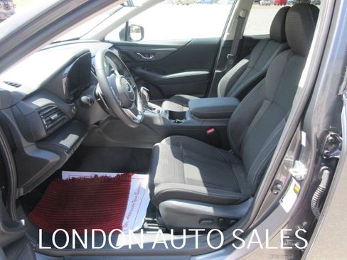 Used 2025 Subaru Outback Premium w/ Popular Package #1A AWD/4WD image 13