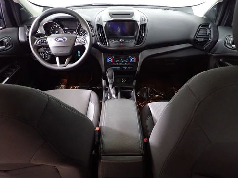 Used 2018 Ford Escape SE w/ SE Sync 3 Package AWD/4WD image 33