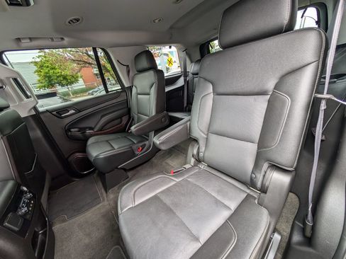 Used 2017 GMC Yukon SLT w/ Open Road Package RWD image 18