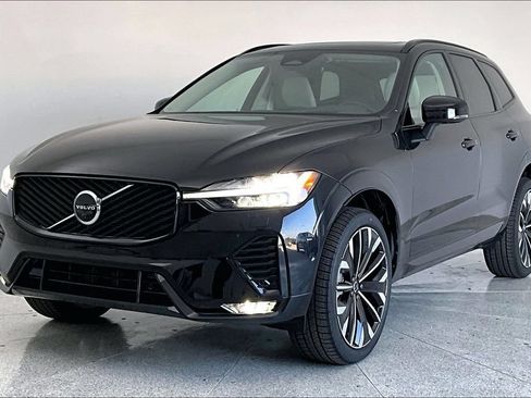 New 2026 Volvo XC60 B5 Ultra w/ Climate Package AWD/4WD image 2