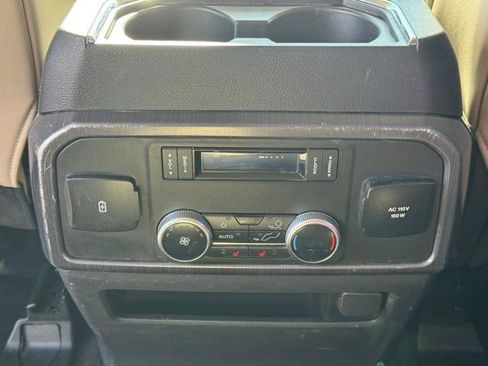 Used 2022 Ford Expedition Platinum image 20