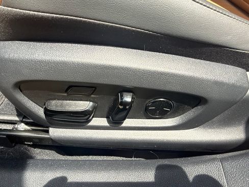 Used 2025 Lexus ES 350 w/ Technology Package FWD image 20