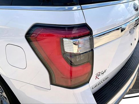 Used 2020 Ford Expedition Limited w/ Equipment Group 302A AWD/4WD image 23