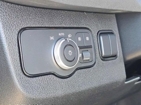Used 2026 Mercedes-Benz Sprinter 2500 image 27