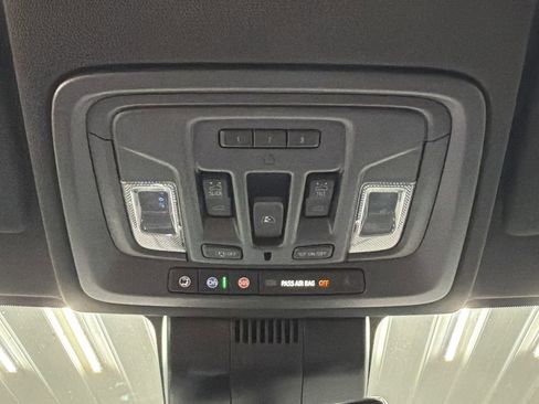 Used 2025 Chevrolet Silverado 1500 ZR2 w/ Technology Package AWD/4WD image 36