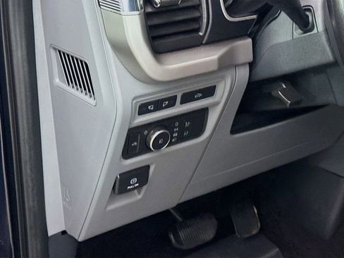 Used 2022 Ford F150 XLT w/ Equipment Group 302A High image 10