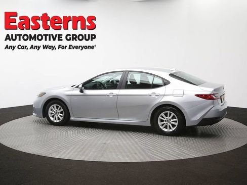 Used 2025 Toyota Camry LE FWD image 60