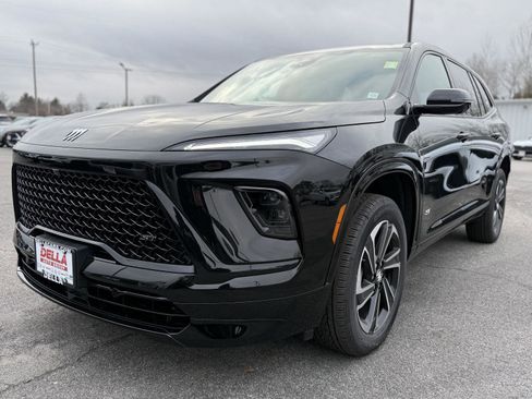 New 2026 Buick Enclave Sport Touring w/ Power Package image 9