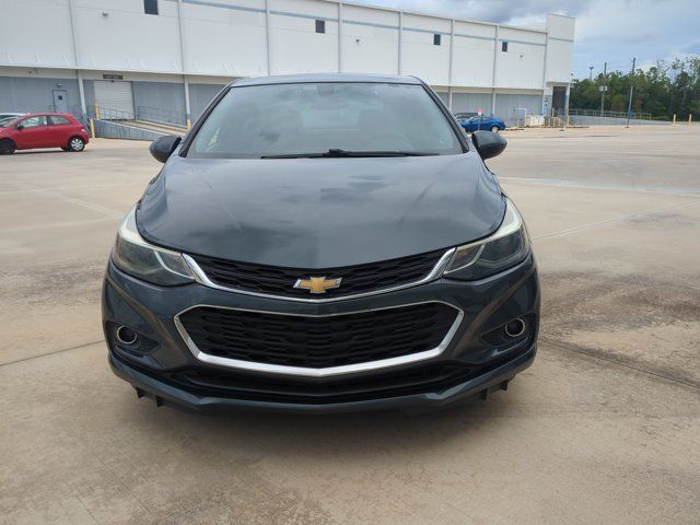 Used 2018 Chevrolet Cruze LT FWD image 2
