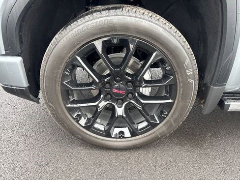 Certified 2025 GMC Sierra 1500 Denali w/ Denali Reserve Package image 12