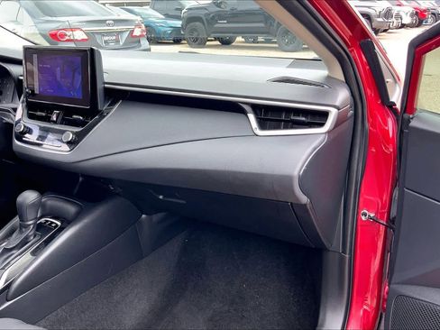 Used 2024 Toyota Corolla LE FWD image 18
