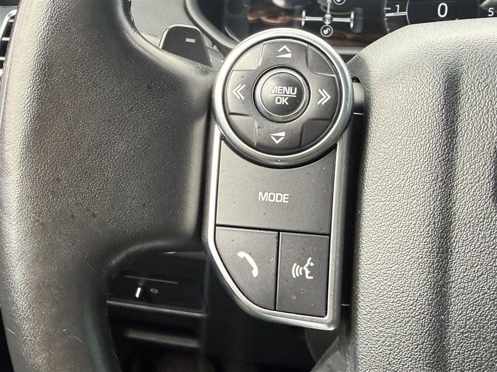 Used 2018 Land Rover Discovery HSE AWD/4WD image 39