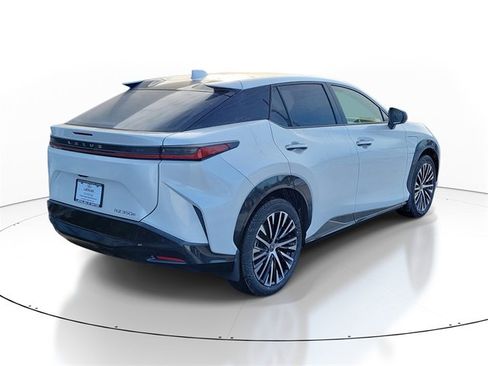 New 2026 Lexus RZ 350e image 4