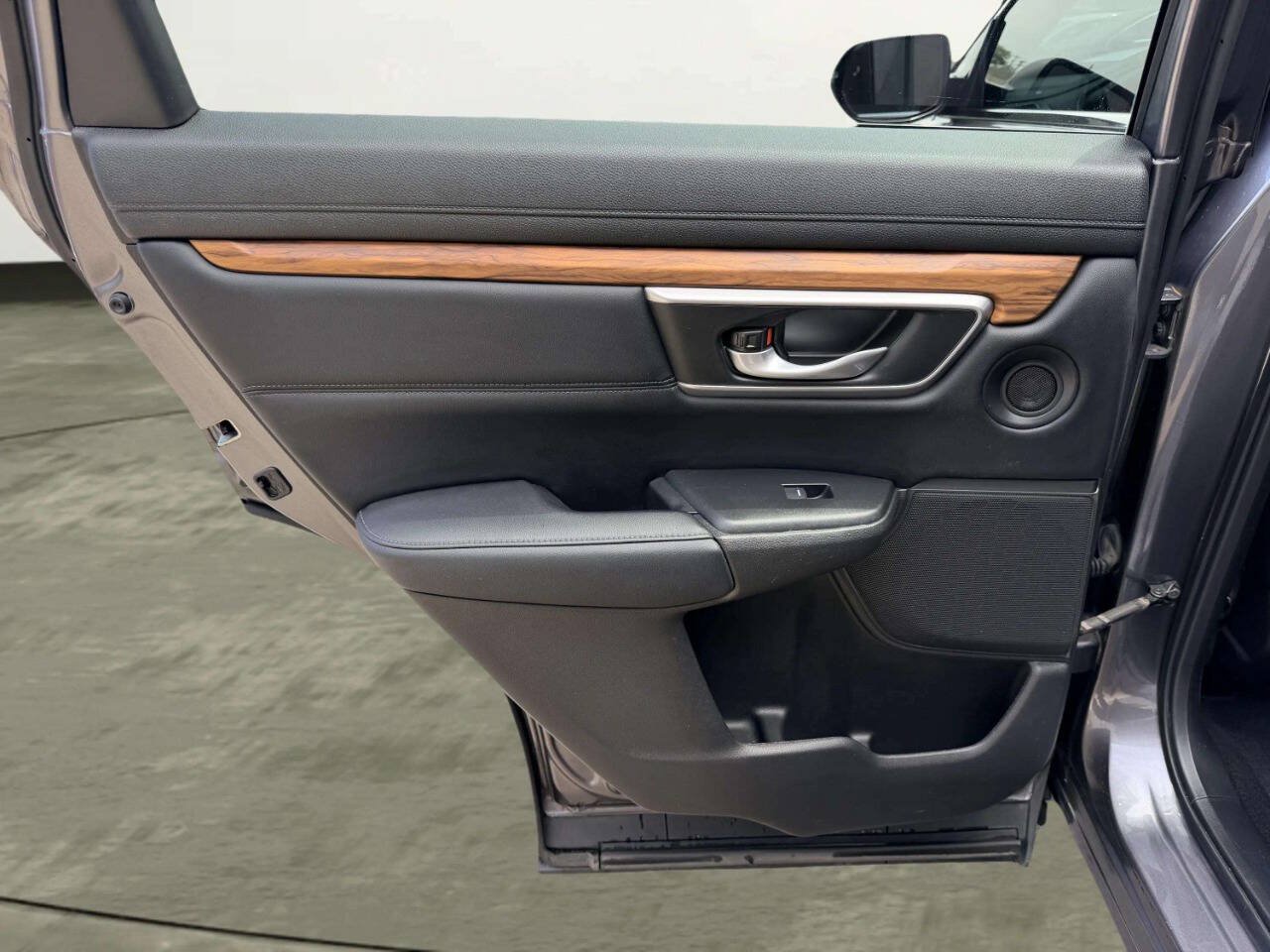 Used 2018 Honda CR-V EX-L image 22