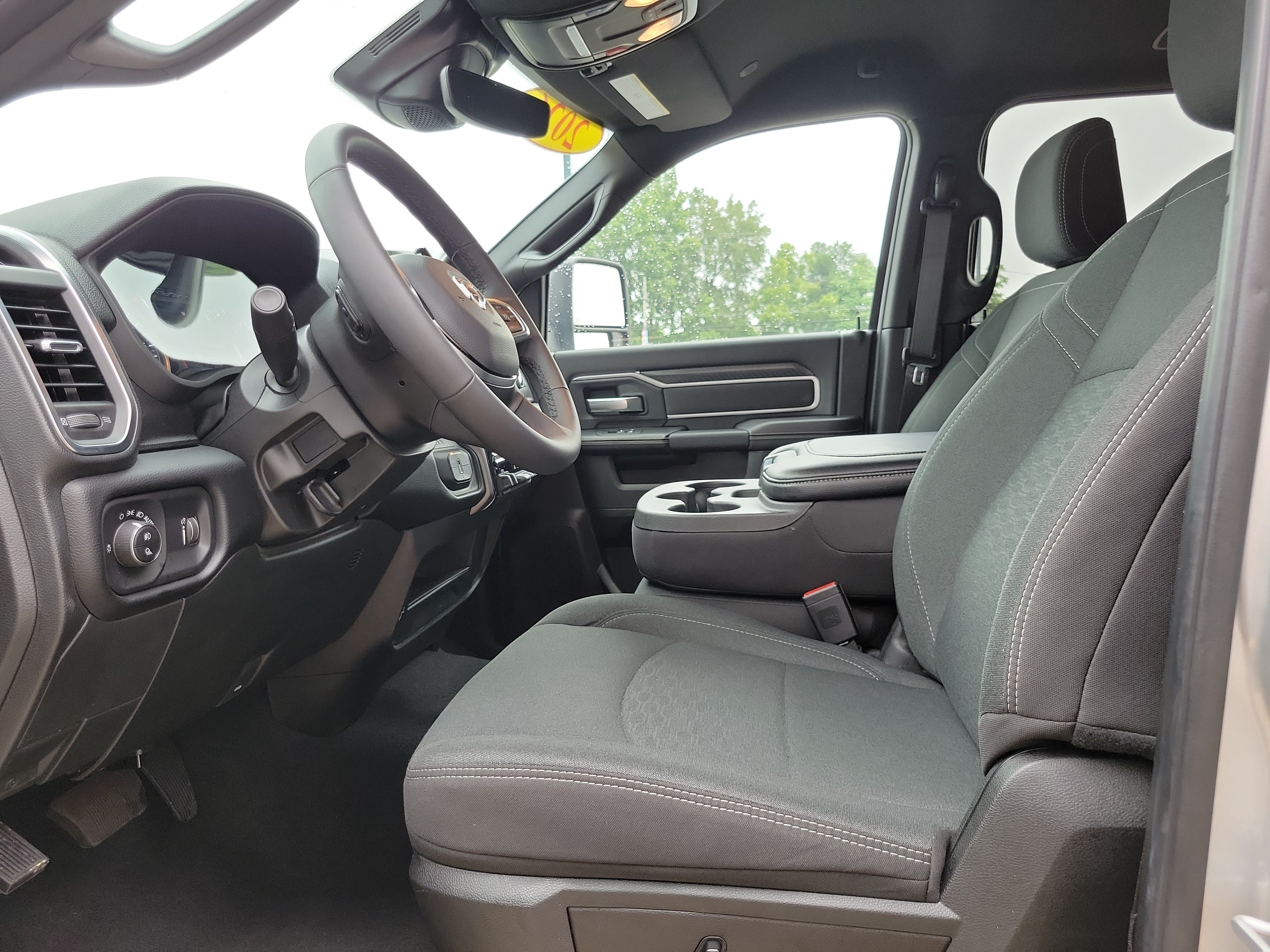 Used 2026 RAM 2500 Big Horn AWD/4WD image 8