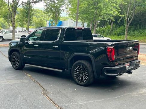 Used 2022 GMC Sierra 1500 Denali Ultimate AWD/4WD image 4