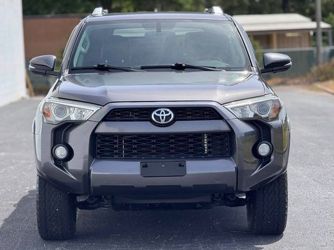 Used 2016 Toyota 4Runner SR5 Premium AWD/4WD image 2
