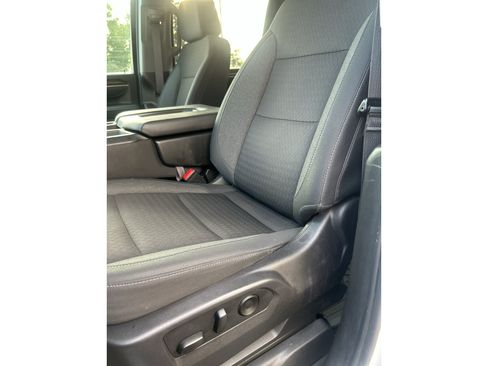 Used 2025 Chevrolet Silverado 2500 LT AWD/4WD image 16