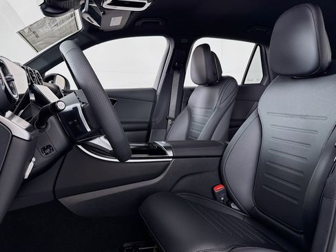 New 2026 Mercedes-Benz GLC 300 image 16