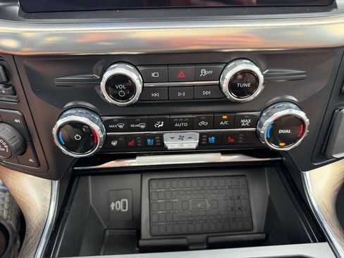 Used 2025 Ford F150 King Ranch AWD/4WD image 28