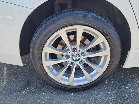 Used 2016 BMW 320i xDrive Sedan AWD/4WD image 15