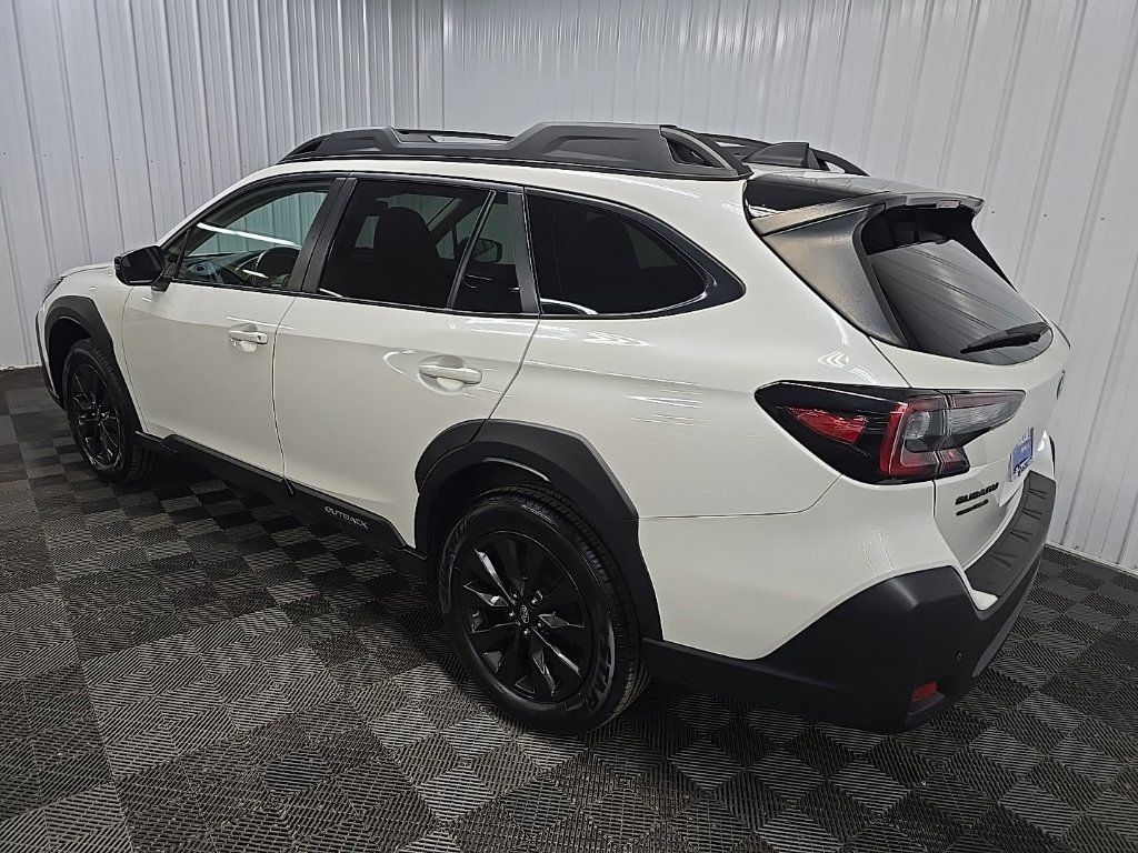 Used 2023 Subaru Outback Onyx Edition AWD/4WD image 9