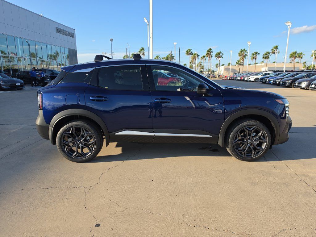 New 2027 Nissan Kicks SR AWD/4WD image 7
