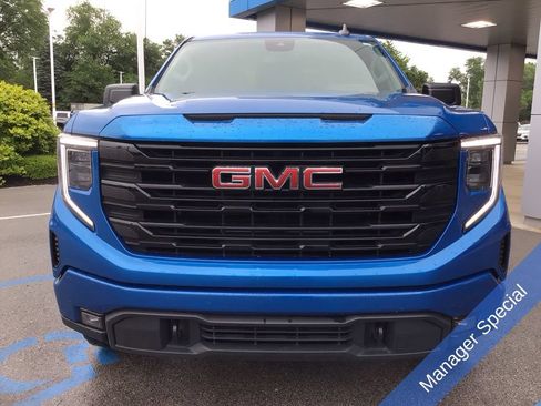 Used 2023 GMC Sierra 1500 Elevation AWD/4WD image 13